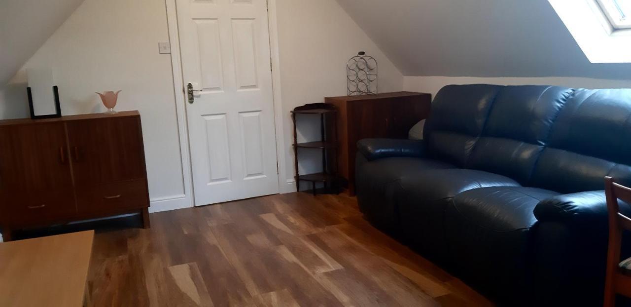 Spacious One Bedroom Apartment In North Kessock Ίνβερνες Εξωτερικό φωτογραφία